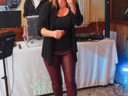 Karinchen und Hansi P. im GH Timo am 5.12.2025